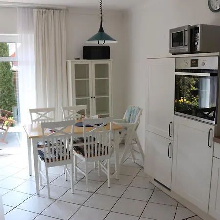 1066 App 3 In Tossens Apartment *